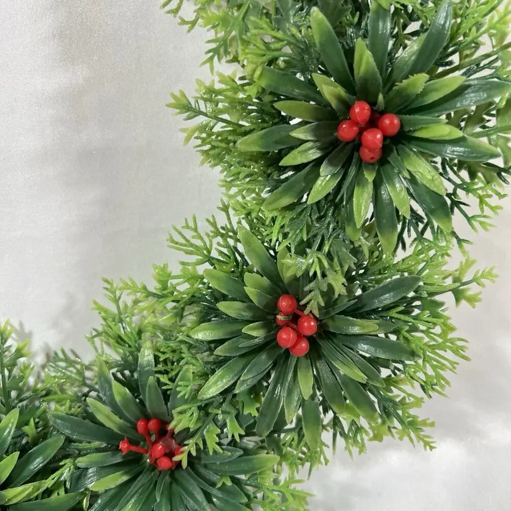Vintage Christmas Wreath MCM Mid Century Holly Berries Holiday Plastic 15”